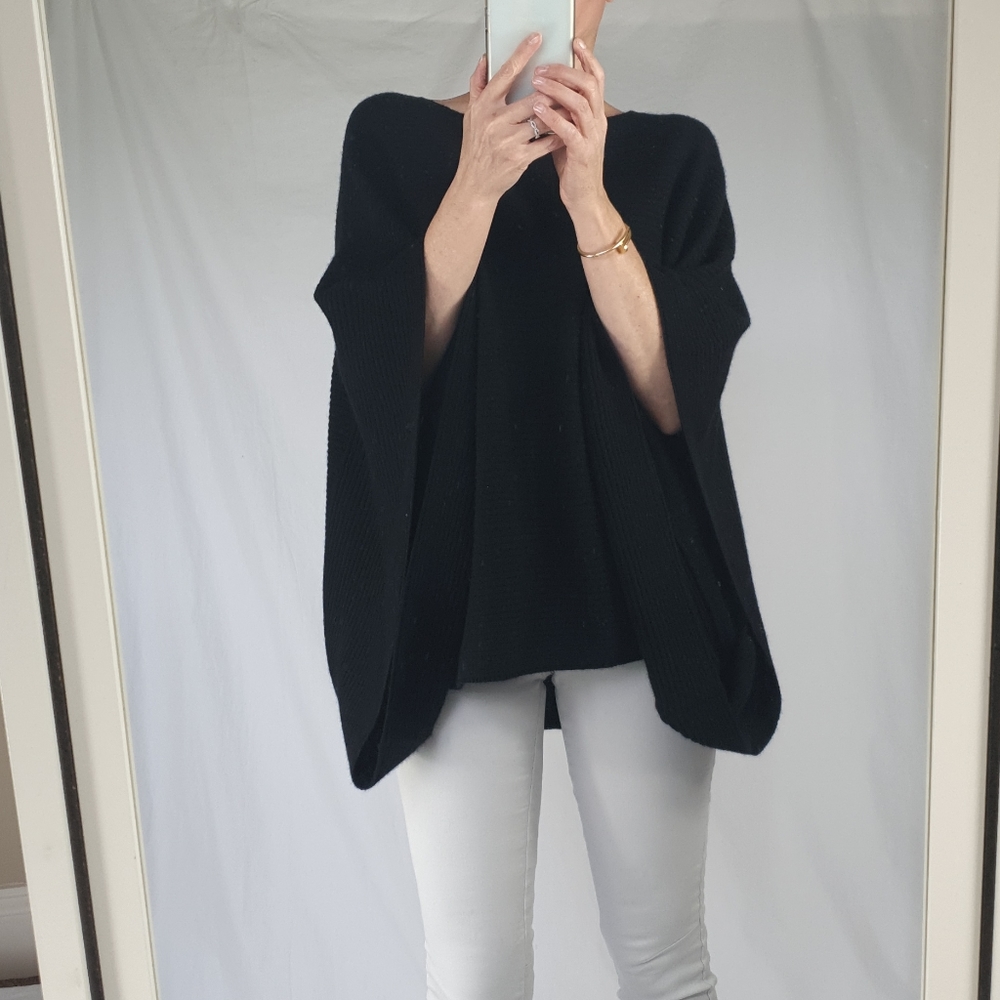 100% cashmere black poncho size S Lord & Taylor - Picture 2 of 12